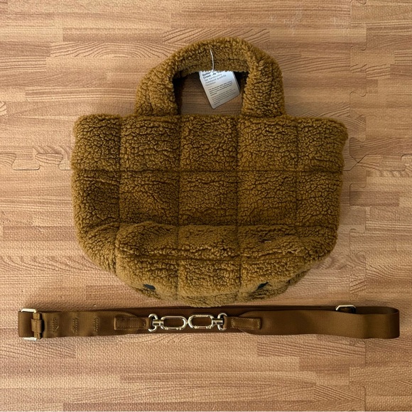 Lululemon Quilted Grid Crossbody Bag 5L – Fleece – Burnt Caramel (Brown) – NWT - Picture 14 of 14